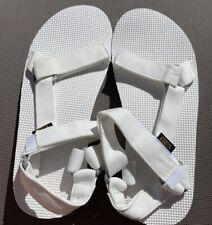 Bnwot teva sandals for sale  LEICESTER