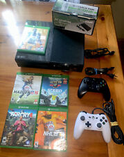 Käytetty, Xbox One 500GB Console Black 1540 Bundle! W/ Game, And Controllers Tested myynnissä  Leverans till Finland