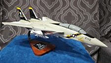 Usado, Aeronave de mesa F-14 Tomcat Grumman Jet modelo madeira mogno com suporte  comprar usado  Enviando para Brazil