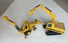 2x Vehículos diecast NZG Cat - Retroexcavadora 285 y excavadora 190 - Escala 1:50 - Alemania Occidental segunda mano  Embacar hacia Argentina