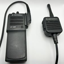 Rádio Motorola HT1000 - UHF com microfone e bateria H01SDC9AA3DN comprar usado  Enviando para Brazil