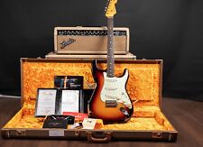 2017 Fender Custom Shop 1960 reedição relíquia Stratocaster - em 3 tons Sunburst comprar usado  Enviando para Brazil