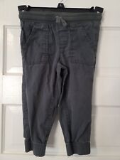 Usado, Calça jogger Jumping Beans cinza escuro 3T 100% algodão elástica cintura e parte inferior da perna comprar usado  Enviando para Brazil