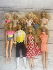Lote de 10 muñecas Barbie vintage de los años 90 años 80 con trajes de ropa, usado segunda mano  Embacar hacia Argentina