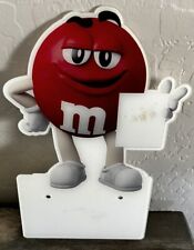 Usado, Placa de plástico vermelha M&M Store Display 12"x9" comprar usado  Enviando para Brazil