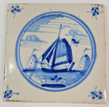 Antiguos azulejos holandeses azul Delft de 5""x5"" paisaje náutico antiguo, océano y veleros segunda mano  Embacar hacia Argentina
