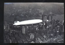 FOTO REAL HINDENBURG DIRIGÍVEL DIRIGÍVEL DIRIGÍVEL SOBRE A CIDADE DE NOVA YORK CARTÃO POSTAL CÓPIA comprar usado  Enviando para Brazil