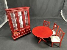 Gabinete de exhibición de muebles de madera para casa de muñecas con sillas de mesa de vidrio de plástico segunda mano  Embacar hacia Argentina