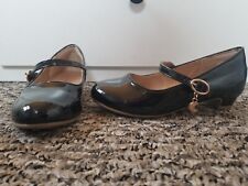 2 girls shoes for sale  Bellerose