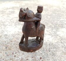 Figura de muñeca de madera antigua original tallada a mano Marapachi Bommai King on Horse W167 segunda mano  Embacar hacia Argentina