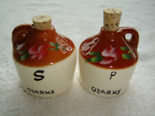 Conjunto de mini jarros de uísque/moonshine vintage de sal e pimenta OZARKS  comprar usado  Enviando para Brazil