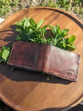 Chestnut Elegance: una billetera de cuero hecha a mano para el coleccionista discernidor segunda mano  Embacar hacia Argentina