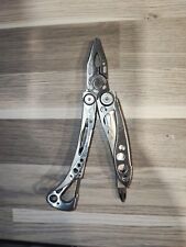 Leatherman skeletool d'occasion  Saumur