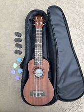 Amahi concert ukulele for sale  Hockley