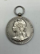 Médaille argent massif d'occasion  Paris IX