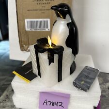 Estatueta de pinguim Martha Stewart Luminara 7" presente vela sem chama e controle remoto VEJA comprar usado  Enviando para Brazil