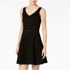 Vestido preto sem mangas Bar III com acabamento em crochê fit & flare — feminino tamanho M comprar usado  Enviando para Brazil