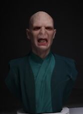 Busto Voldemort hiper realista tamanho real feito de silicone filme Harry Potter comprar usado  Enviando para Brazil
