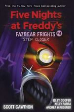 Step Closer: An Afk Book (Five Nights at Freddy's: Fazbear Frights #4): Volume 4 comprar usado  Enviando para Brazil