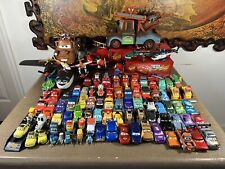 Usado, Lote de 100 brinquedos de plástico e fundido Disney Pixar Cars - Trens aviões caminhões etc comprar usado  Enviando para Brazil