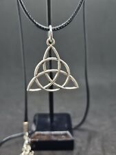 Collana triquetra triscele usato  Roma