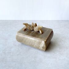 Pequeña caja de baratija vintage de piedra de ónix con tapa tallada pájaros palomas - DEFECTUOSA segunda mano  Embacar hacia Argentina