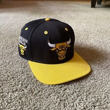 Pro Standard Chicago Bulls Hat Black And Yellow Snap Back NBA, used for sale  Shipping to South Africa