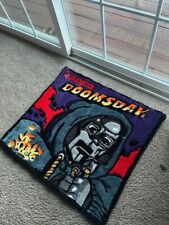 Alfombra MF Doom, alfombra acolchada a mano, alfombra con cubierta de álbum Mf Doom Doomsday. Art Deco segunda mano  Embacar hacia Argentina