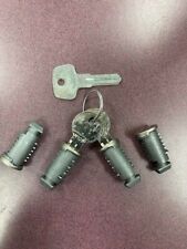 Cilindros de trava Thule 544 N111 4 fechaduras de cilindro com 2 chaves e chave de instalação comprar usado  Enviando para Brazil