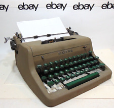 Vintage typewriter royal for sale  Willard