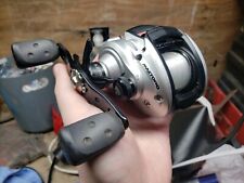 Carrete Abu Garcia Baitcaster 5.3.1 Max Toro segunda mano  Embacar hacia Argentina