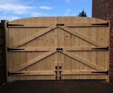 Wooden driveway gates for sale  Shipping to Ireland