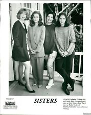 Foto de 1991 Julianne Phillips Swoosie Kurtz Sela Ward In Sisters Television 8X10 comprar usado  Enviando para Brazil