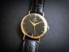 Orologio vintage universal usato  Rimini