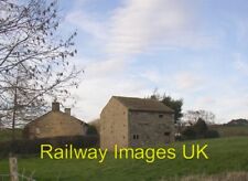 Photo field barn usato  Spedire a Italy