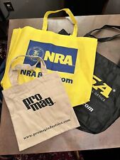 3 bolsas promocionais relacionadas a caça/armas comprar usado  Enviando para Brazil