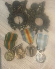 Military medals badges d'occasion  Expédié en Belgium