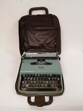 Olivetti Lettera 22 Vintage Typewriter UNTESTED    Z10 G645 for sale  Shipping to South Africa