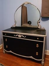 Vintage drawer dresser for sale  Cleveland