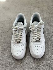 Zapatos para hombre Nike Air Force 1 '07 blanco/blanco/gris lobo talla 10 - seminuevos segunda mano  Embacar hacia Argentina