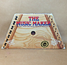 Instrumento musical de madeira vintage THE MUSIC MAKER com folhas de música comprar usado  Enviando para Brazil