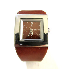 Relógio feminino Donna Karan DKNY 4060 aço inoxidável 3atm 120204, usado comprar usado  Enviando para Brazil