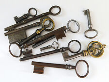 Lot antique keys d'occasion  Expédié en Belgium