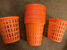 16 pequenas cestas de armazenamento redondas de plástico laranja coloridas para sala de aula 6” X 6” comprar usado  Enviando para Brazil