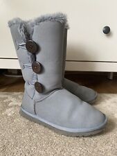 uggs for sale  LONDON