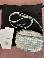 Bolso para cámara Celine C con dijes de cuero acolchado pequeño segunda mano  Embacar hacia Argentina