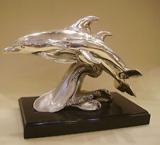 Coppia delfini statua usato  Bari