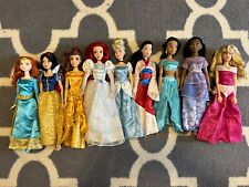 Lote exclusivo de bonecas princesa Disney Store tamanho Barbie Ariel Jasmine Mulan Belle comprar usado  Enviando para Brazil