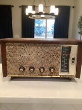 Radio Motorola de tubo vintage rara década de 1950? Encendido 10T28M SIN RESTAURAR COMO ESTÁ segunda mano  Embacar hacia Argentina