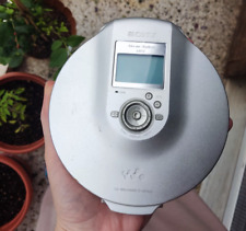 Walkman Sony DNE900 ATRAC/MP3 - Reproductor de CD portátil personal - Plateado (D-NE900/S) segunda mano  Embacar hacia Argentina
